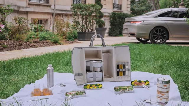 Luxusní piknikový koš za cenu ojetiny? I tak se profiluje dnešní automobilový svět