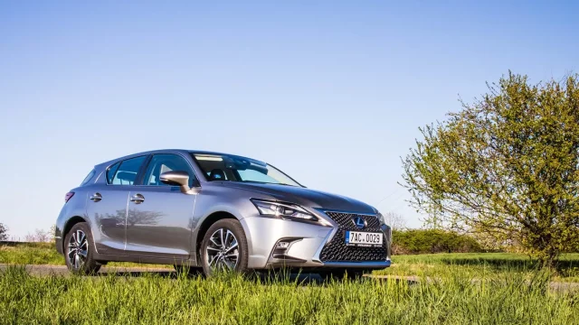 Lexus CT 200h: Hybridní pohodář