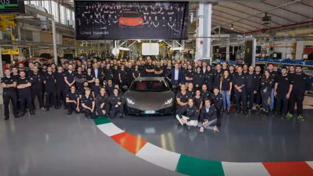Supersportu Lamborghini Huracán se daří! Výrobu předchozího Gallarda překonal za polovinu času