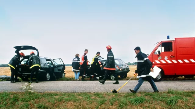 Staří lidé v autech zabíjejí chodce. A chodci si nic jiného nezaslouží