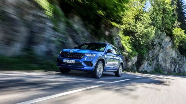 Test Škody Kodiaq RS 2.0 TSI po faceliftu (první jízdní dojmy)