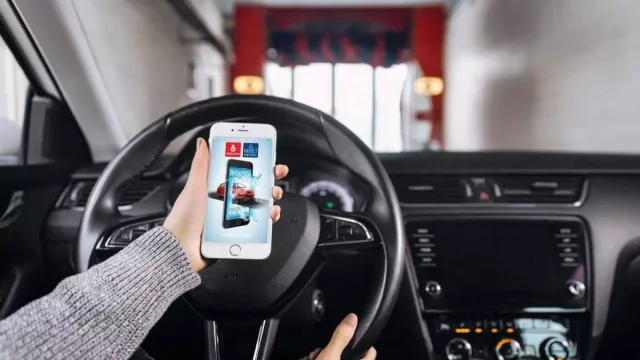 Umýt auto můžete dneska i pomocí chytrého telefonu