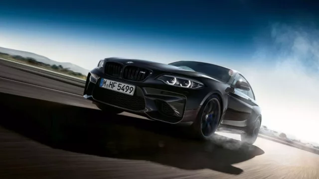 „Agresivní pirát v tmavém bavoráku“ není jenom televizní klišé. Nyní to potvrzuje průzkum