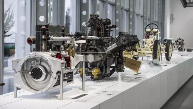 Škoda Muzeum lze nově navštívit virtuálně díky videoprohlídkám