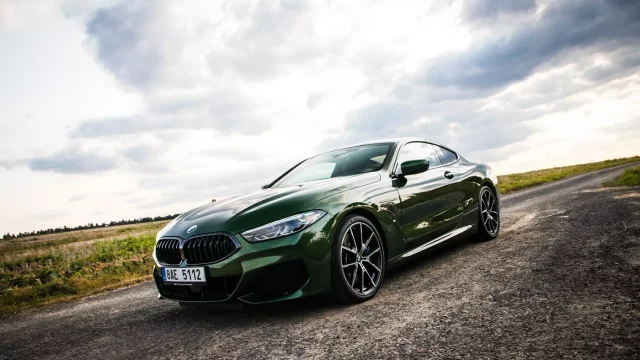 Test BMW 840i xDrive Coupé, luxusního gétéčka se základním motorem