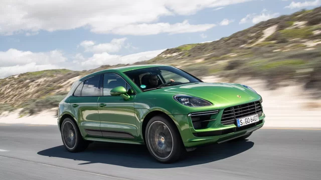Elektromobil Porsche Macan se začne vyrábět v roce 2022 a nabídne až 700 koní