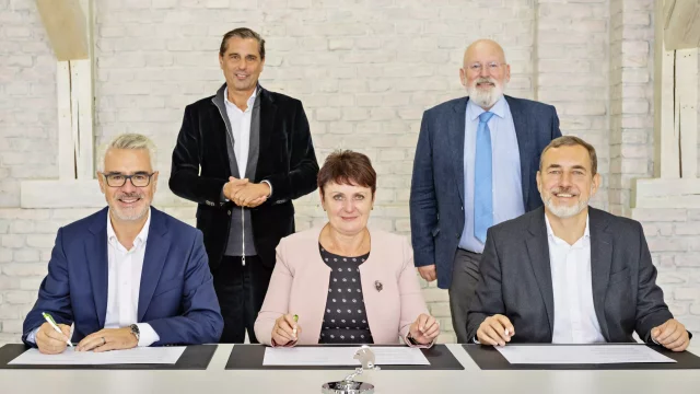 Škoda Auto podepsala v Mladé Boleslavi Memorandum o porozumění s Ministerstvem životního prostředí