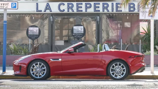 Nový Jaguar F-Type bude pohánět motor od BMW