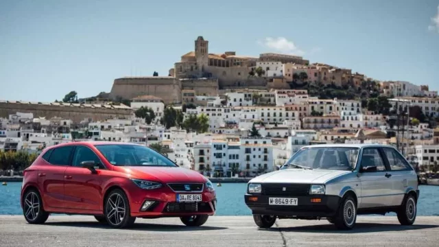 Seat Ibiza na Ibize: První a poslední generaci dělí 33 let vývoje