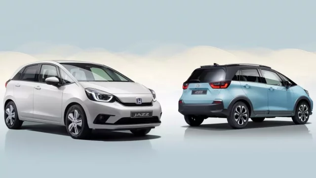 Hondu Jazz už koupíte i jako hybrid nebo v drsné verzi