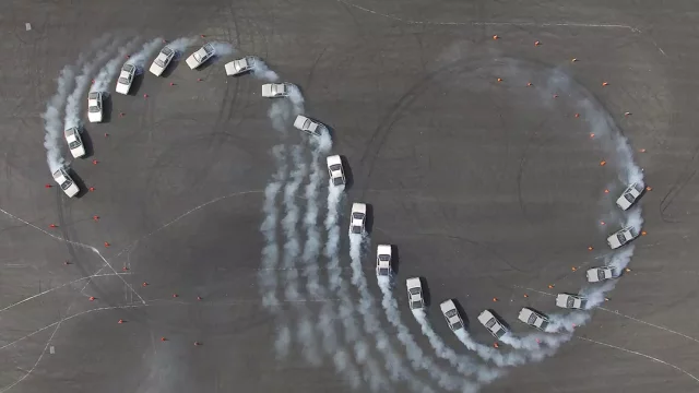 MARTYkhana: Autonomní driftování od výzkumníků ze Stanfordu