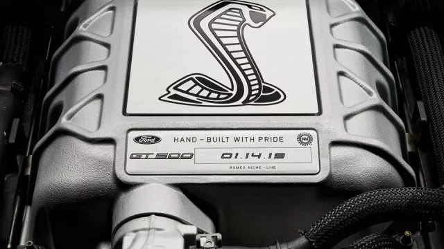 Nový Ford Mustang Shelby GT500 uvidíme v Detroitu. Bude mít nejméně 650 koní