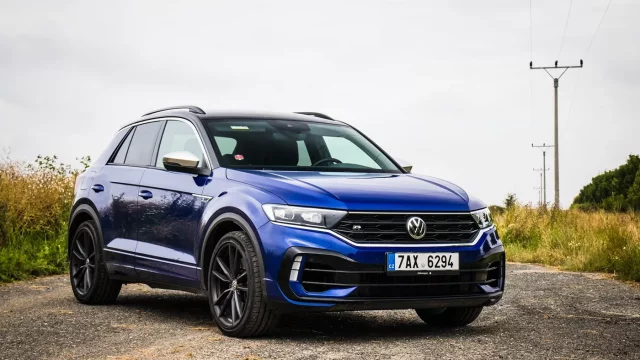 Test Volkswagenu T-Roc R, kontroverzního sleeperu z továrny