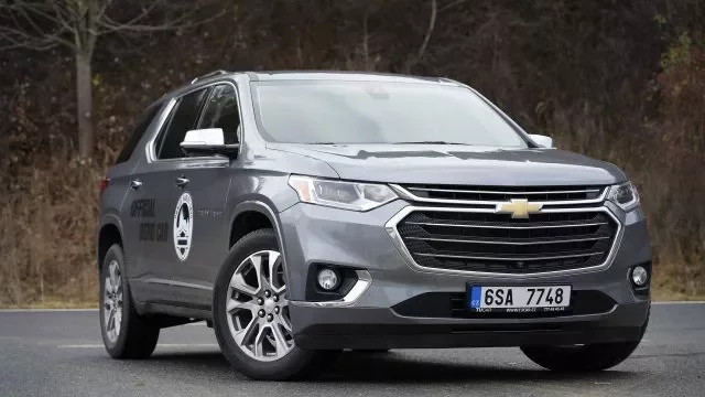 Americký Chevrolet Traverse stojí jako dobře vybavená Škoda Kodiaq, přitom nabídne dvojnásobné rozměry a motor V6