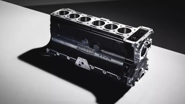 Jaguar začal vyrábět motor, který se už dnes jen tak nevidí