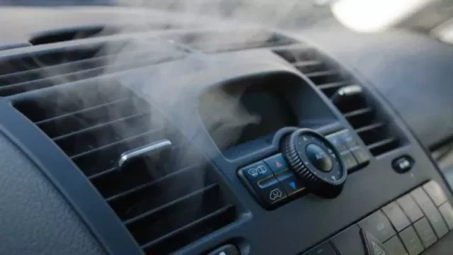 Zapáchá vám klimatizace? Poradíme, jak se zbavit problémů