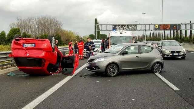 Jak se v roce 2020 měnily ceny povinného ručení a havarijního pojištění?