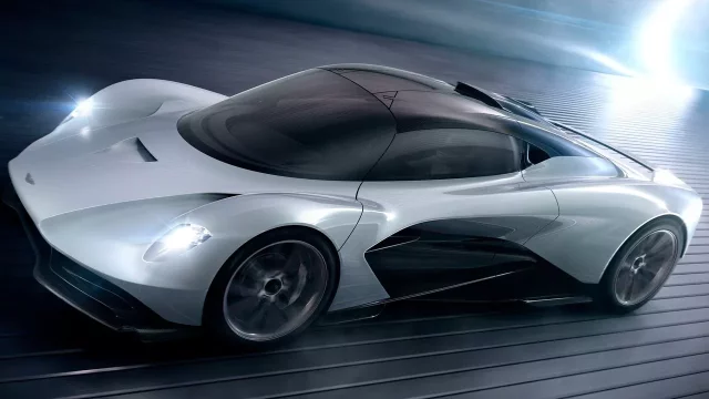Aston Martin AM-RB 003 je malá Valkyrie s hybridní V6