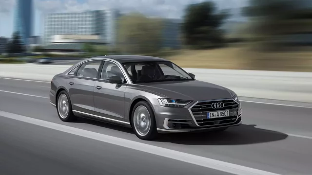 Audi A8 nabídne prvotřídní luxus. Značka chce konkurovat Bentley