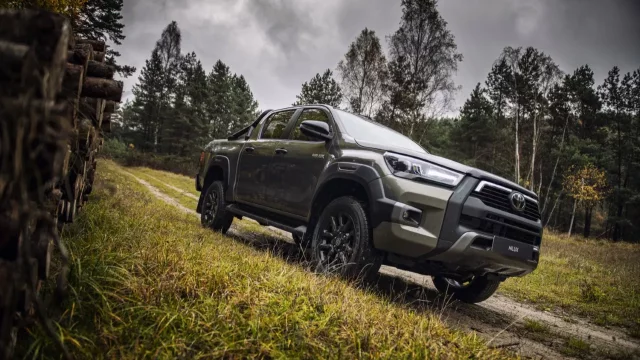 Toyota může slavit, nejlepším pick-upem roku 2021 je Hilux