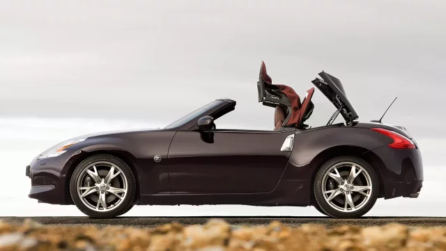 Konec Nissanu 370Z se blíží. Roadster opustí výrobu jako první