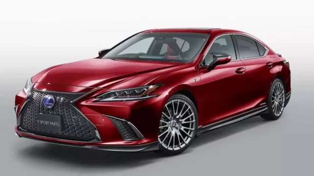 Lexus ES 300h míří do Česka. Předprodej nového modelu zahájen