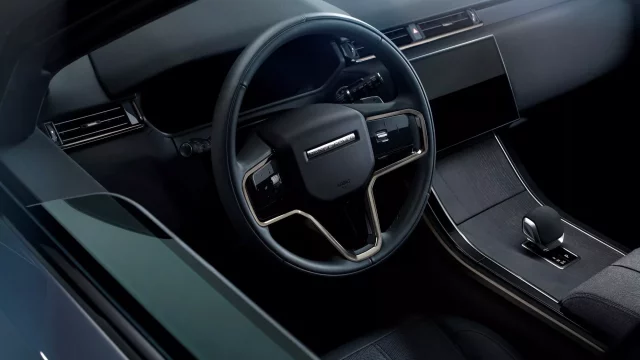 Range Rover Velar přijíždí jako reprezentant vytříbených detailů