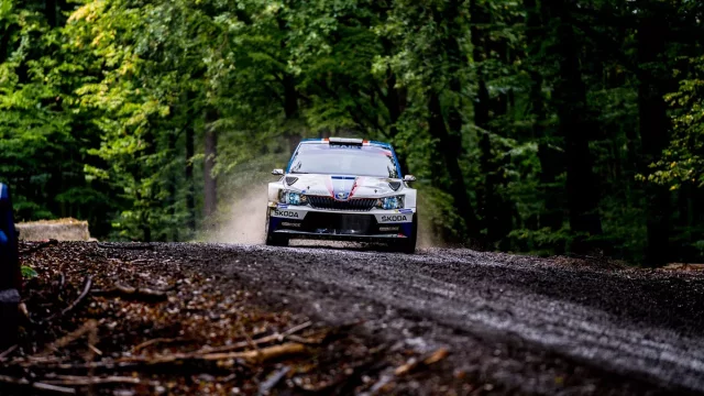 Anketa Zlatý volant zveřejňuje finalisty čtyř kategorií