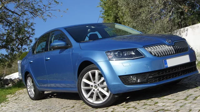 Zánovních vozů za první tři čtvrtletí na českém trhu výrazně přibylo