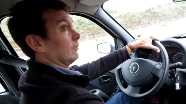 „Mokrý“ řidičský průkaz: Co dělat po dokončení autoškoly?