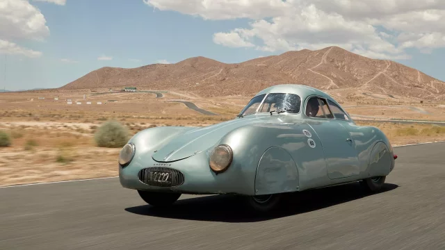 Aukce nejdražšího veteránu světa zcela propadla. Auto se ani neprodalo