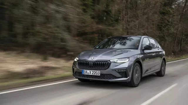 Škoda Scala prošla omlazením. Duchovního nástupce Favoritu teď připomíná ještě více než dřív